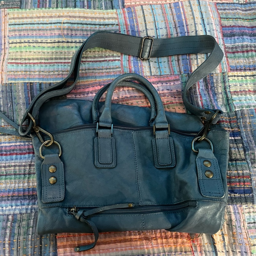 MAURIZIO TAIUTI Vintage Crossbody/Hobo Bag